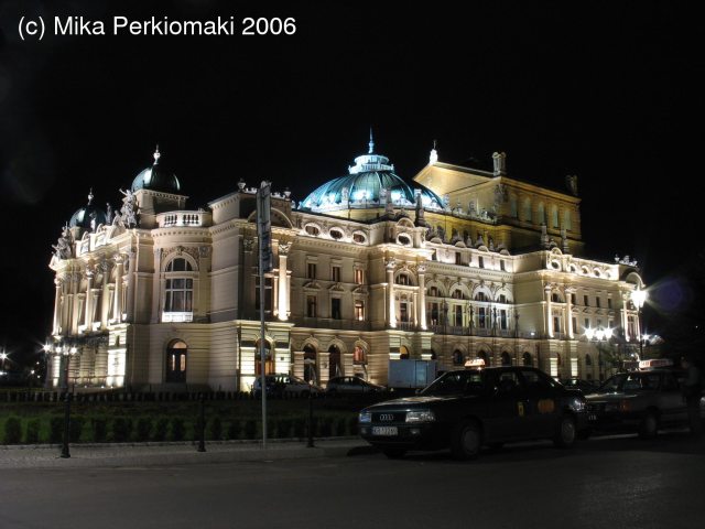 [33_Krakow_Theater.jpg]